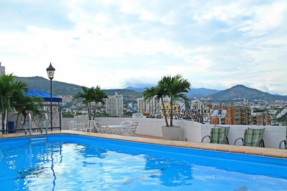 Hotel Metropolis Plaza Cali Esterno foto