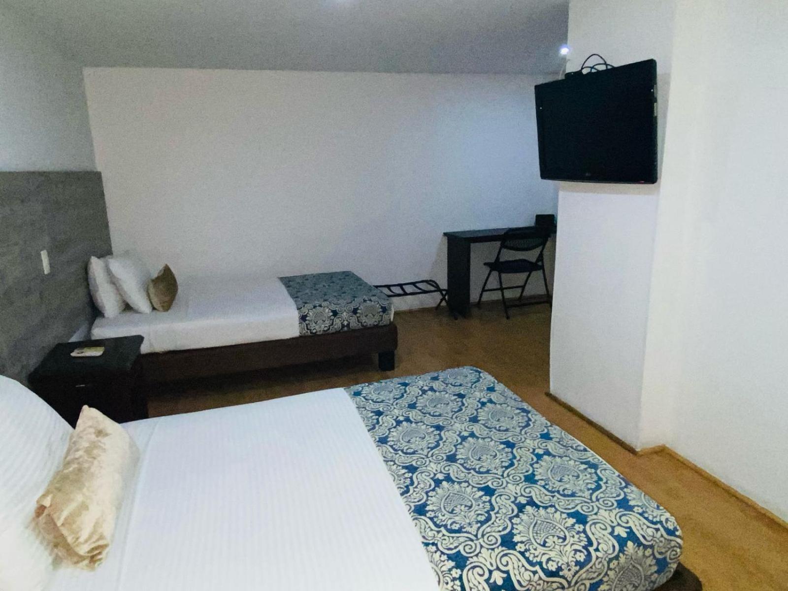 Hotel Metropolis Plaza Cali Esterno foto