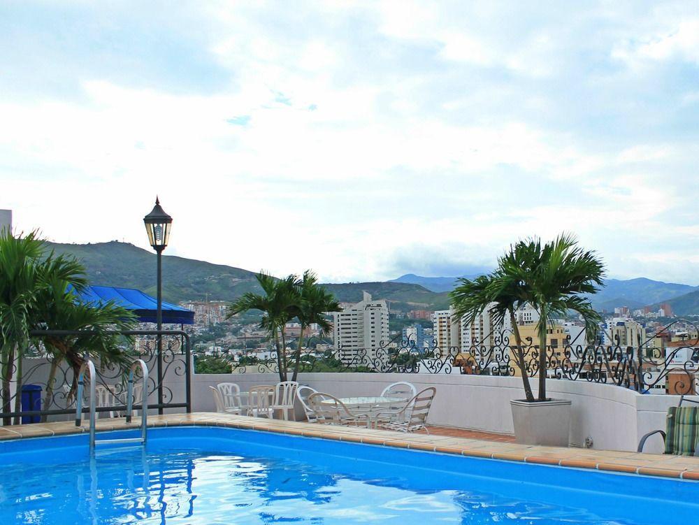 Hotel Metropolis Plaza Cali Esterno foto