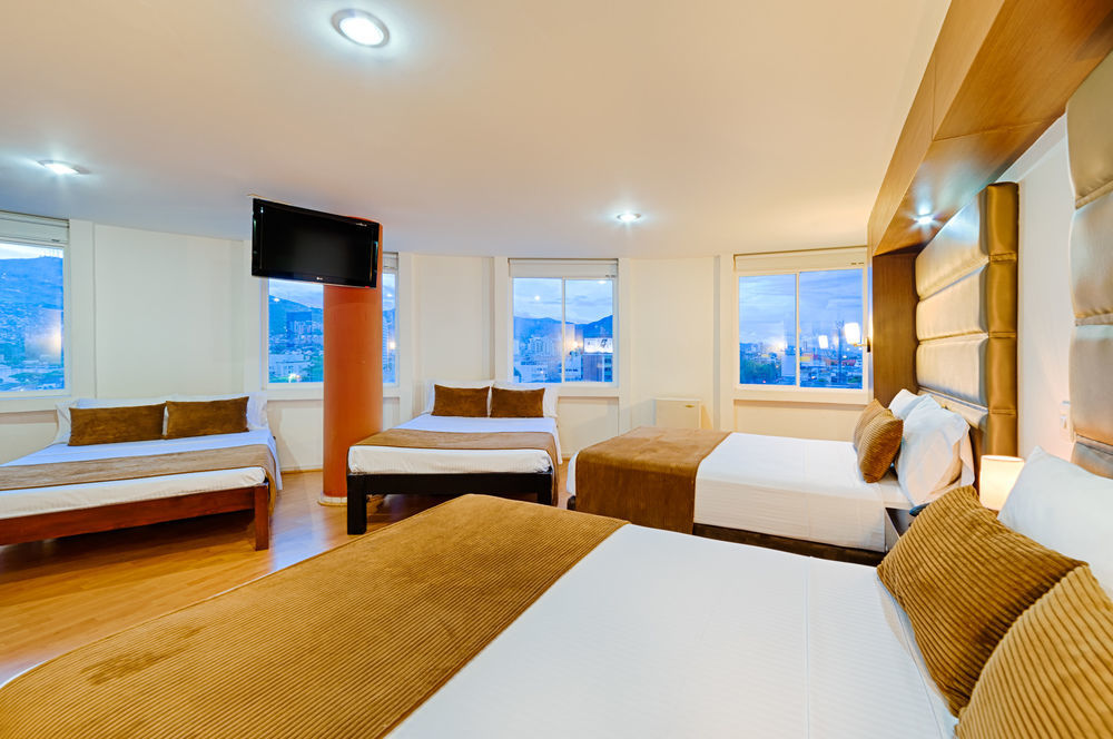 Hotel Metropolis Plaza Cali Esterno foto