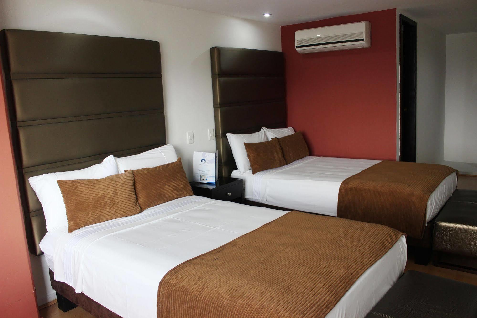 Hotel Metropolis Plaza Cali Esterno foto